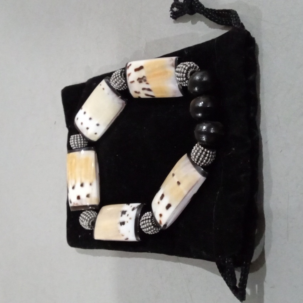 3 in exotic beaded ceramic bracelet NWOT